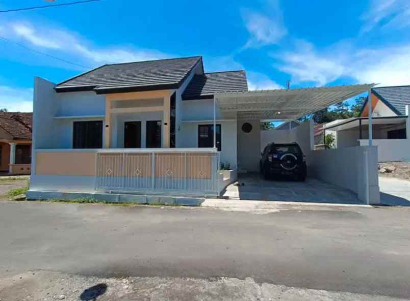 dijual rumah margoagung