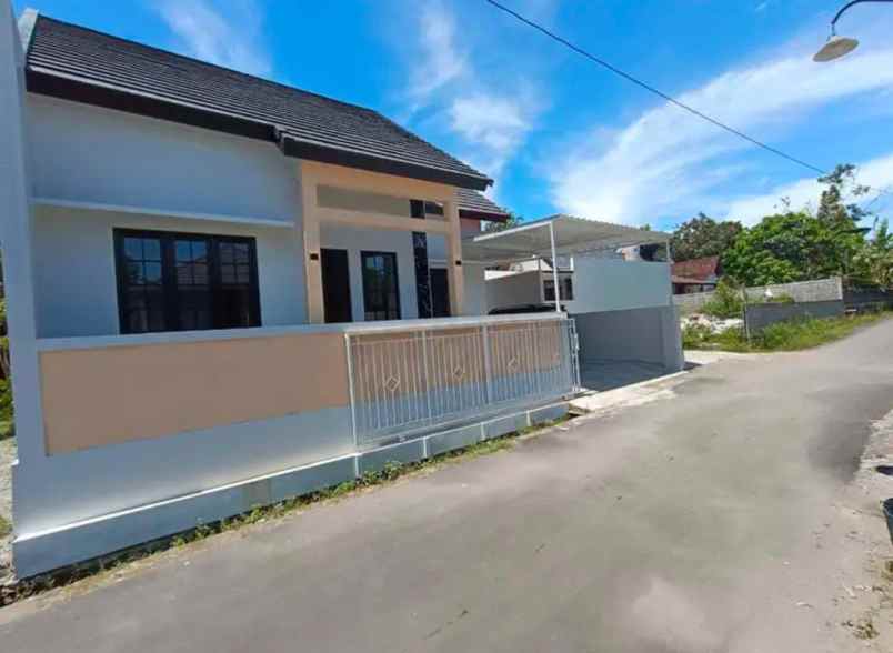 dijual rumah margoagung