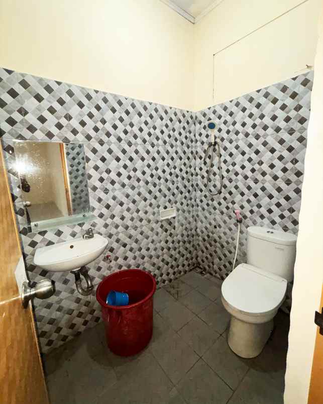 dijual rumah medang lestari gading serpong