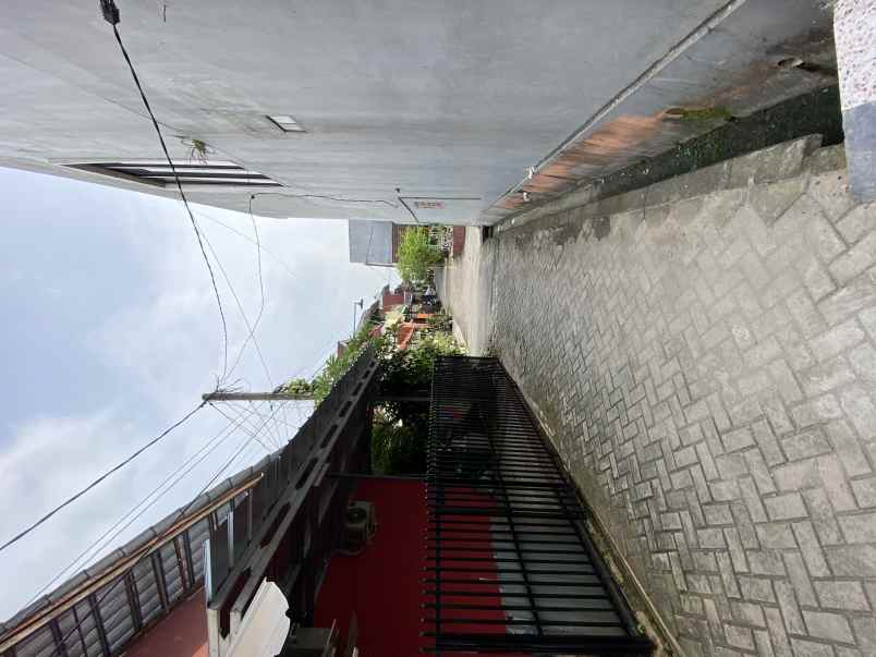 dijual rumah medang lestari gading serpong