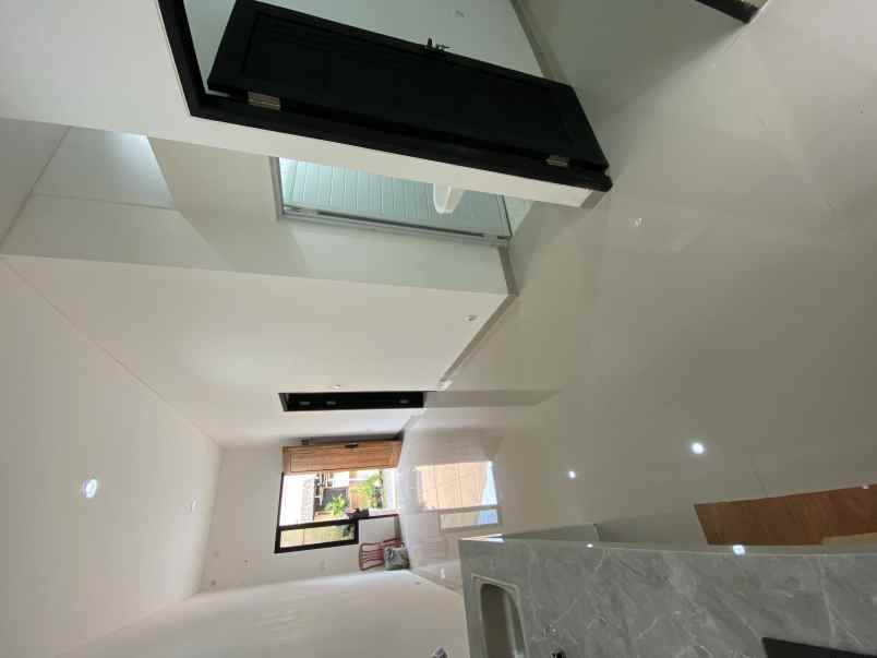 dijual rumah medang lestari gading serpong