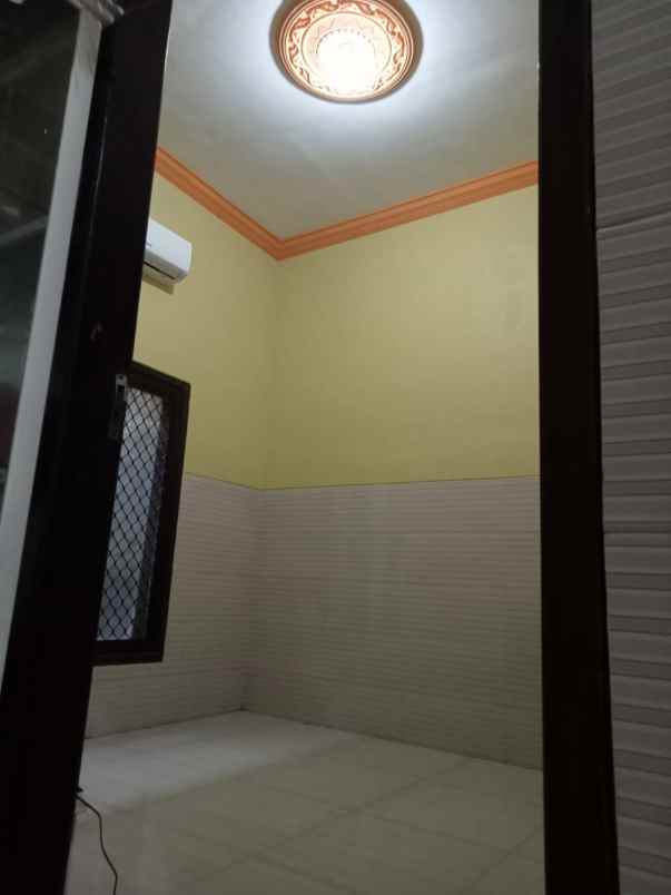 dijual rumah medayu