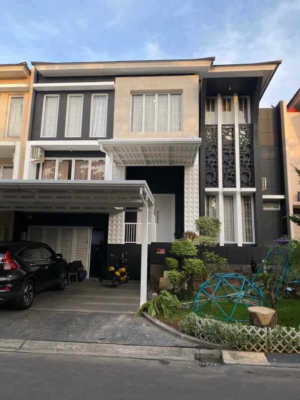 dijual rumah mewah grand wisata bekasi