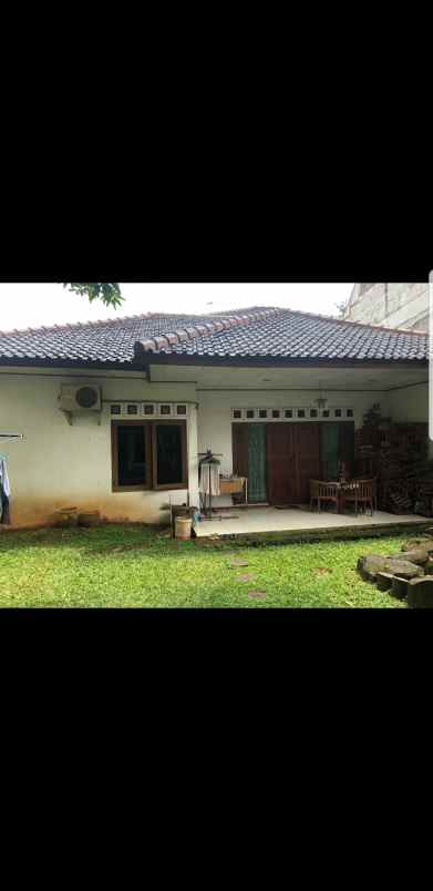 dijual rumah mewah secondary strategis