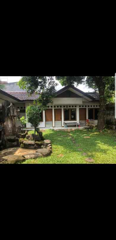 dijual rumah mewah secondary strategis