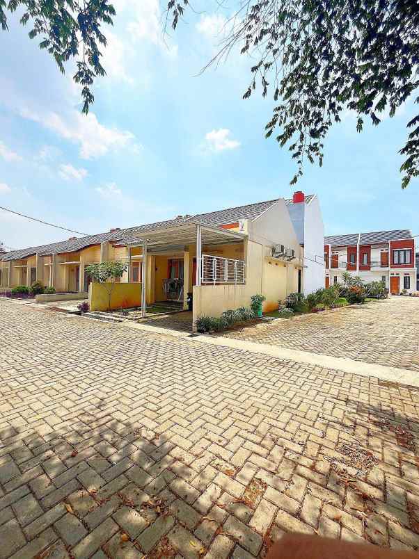 dijual rumah mustikajaya