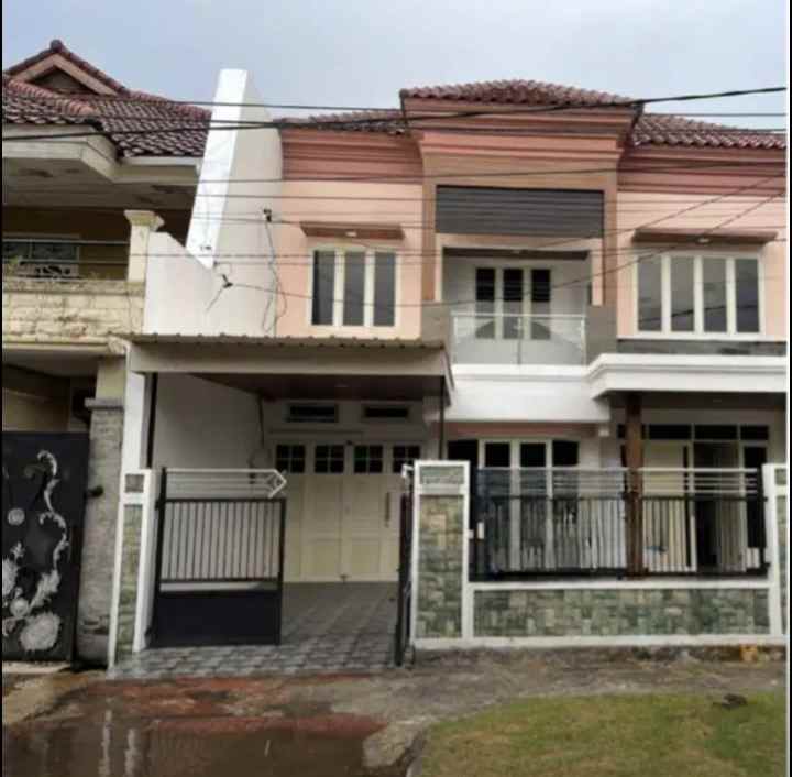 dijual rumah nirwana eksekutif