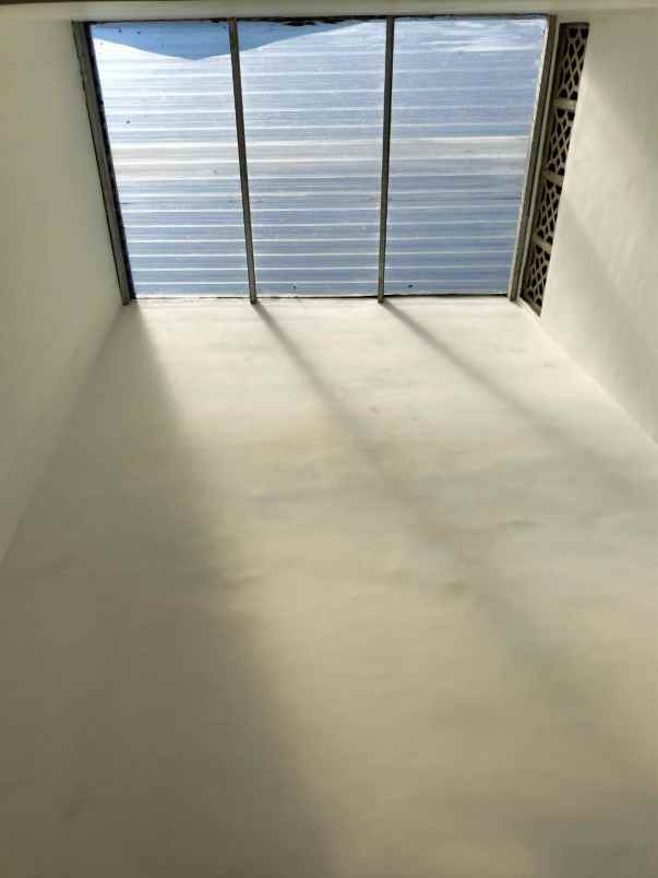 dijual rumah nirwana eksekutif