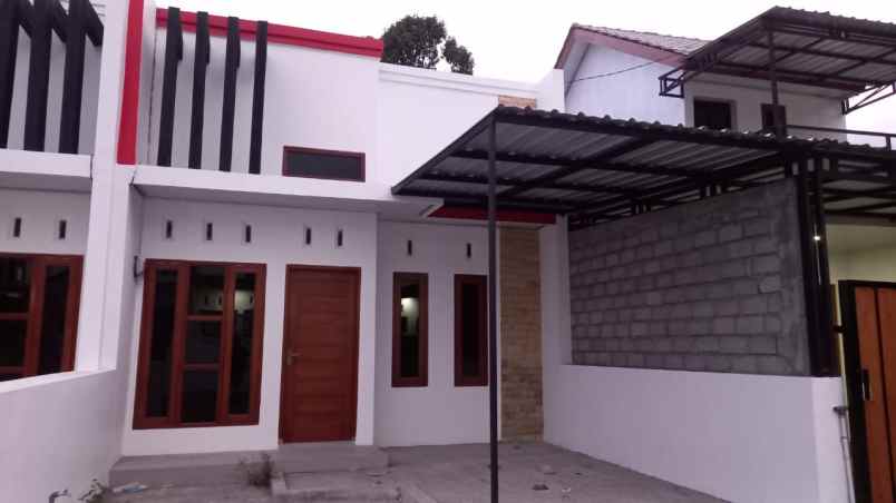 dijual rumah nyaman lokasi strategis