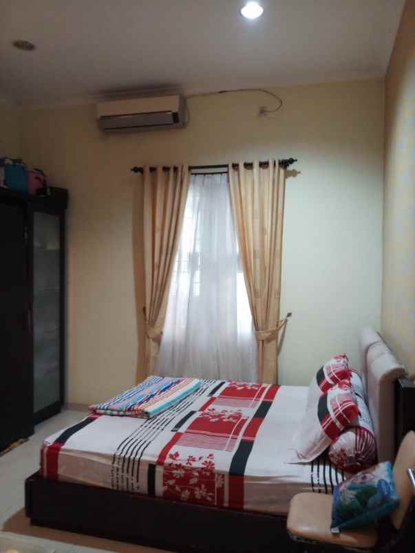 dijual rumah pakuwon city sorento