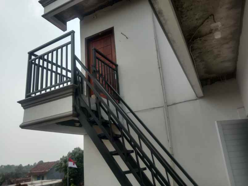 dijual rumah panongan tangerang