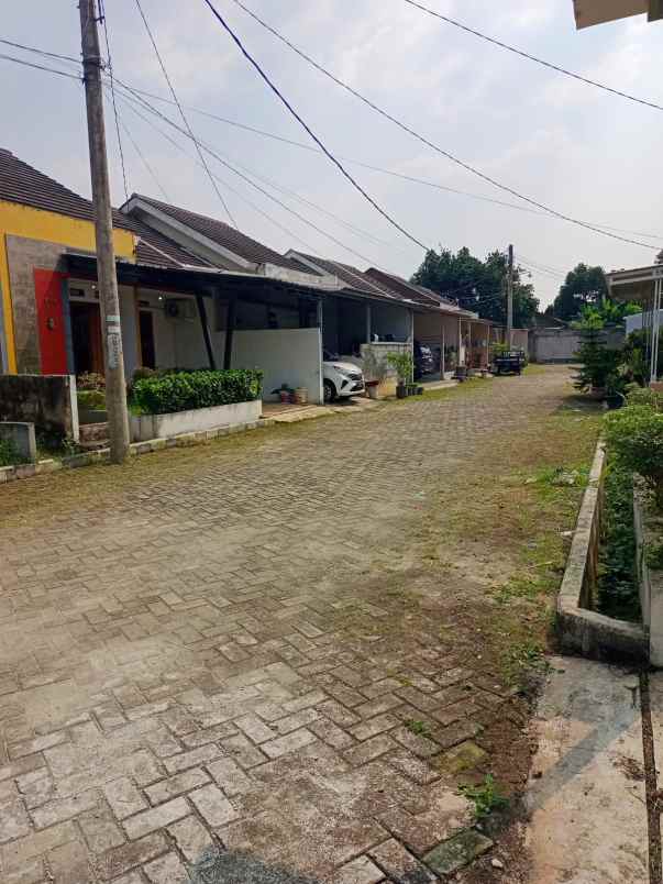 dijual rumah pengasinan sawangan depok