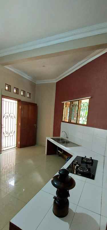 dijual rumah permata depok sektor mirah