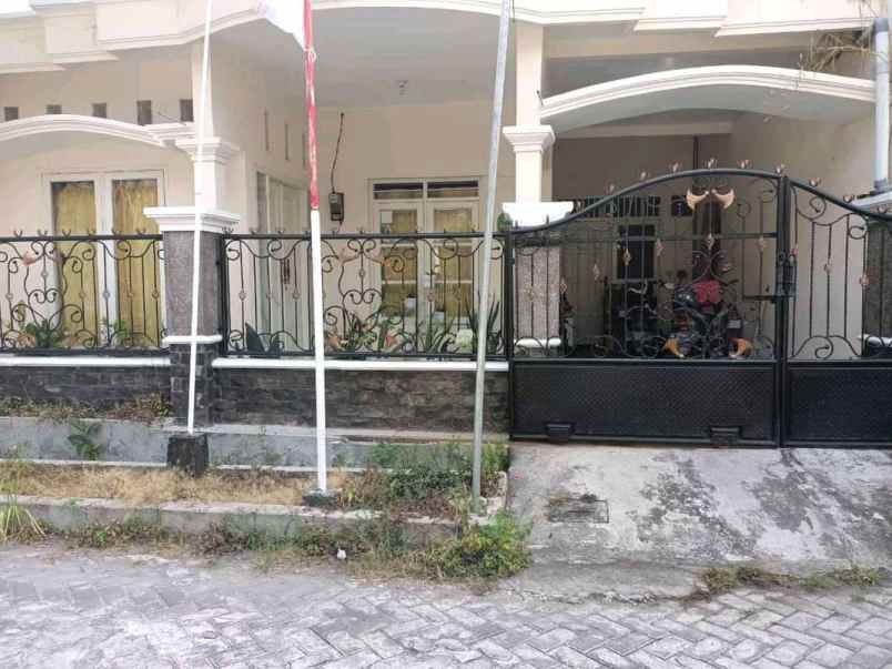 dijual rumah perum gka graha kembangan