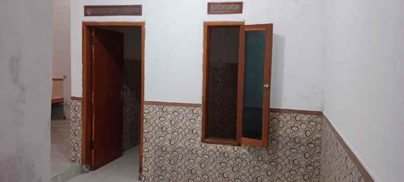 dijual rumah perum tanggul angin asri