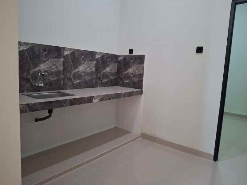 dijual rumah perumahan graha indah rungkut