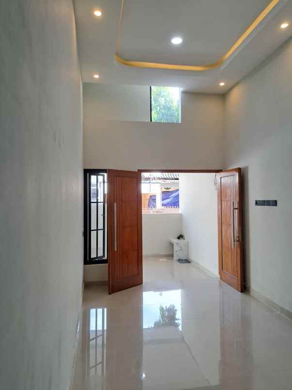 dijual rumah perumahan graha indah rungkut