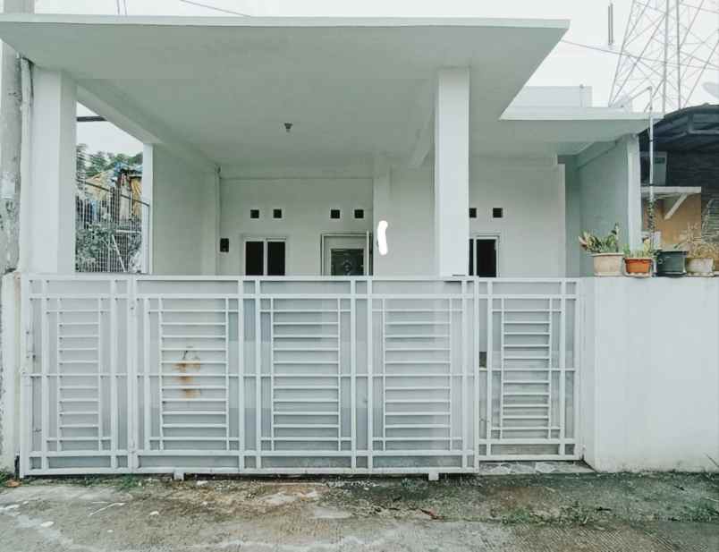 dijual rumah perumahan griya azzahra jl