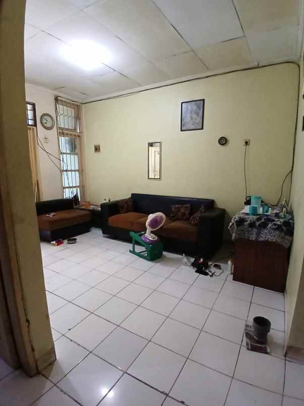 dijual rumah perumahan metland menteng