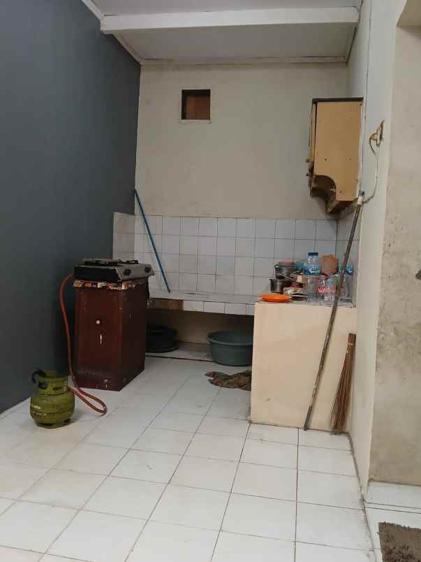 dijual rumah perumahan metland menteng