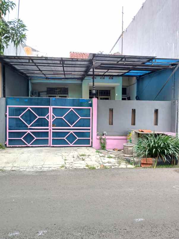 dijual rumah perumahan metland menteng