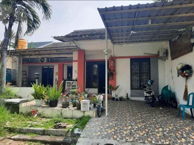 dijual rumah perumahan palm residence