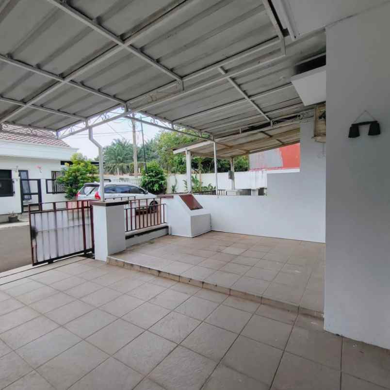 dijual rumah perumahan vila dago pamulang