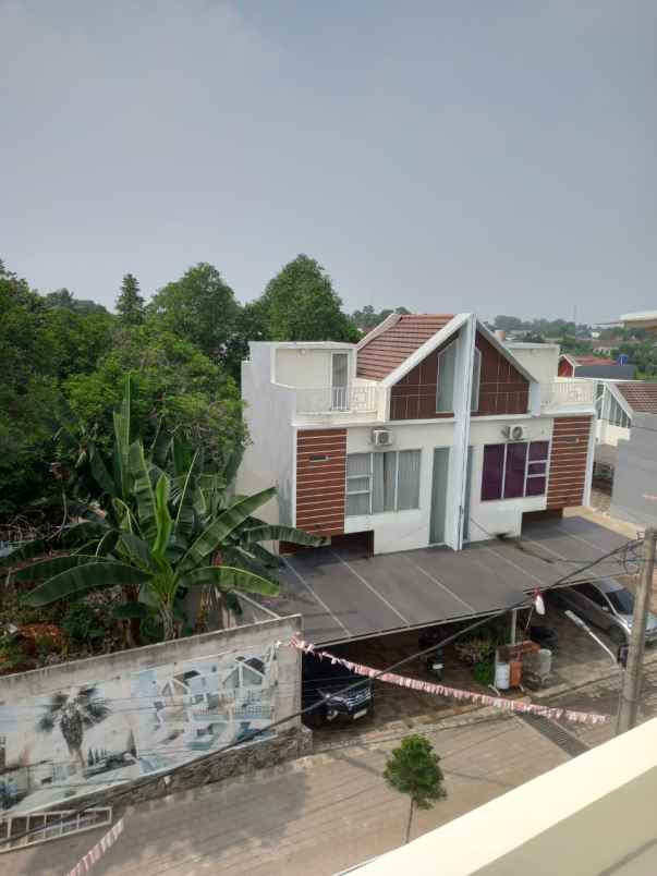 dijual rumah pesona florence kota