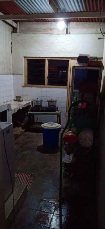 dijual rumah petogogan