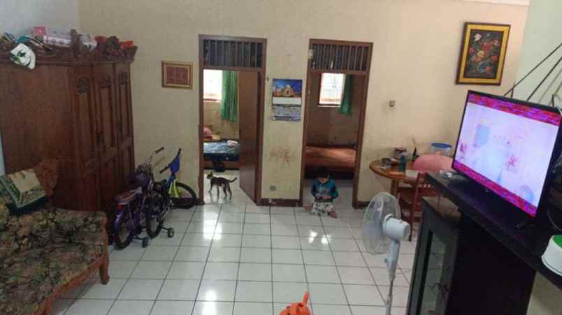 dijual rumah petukangan