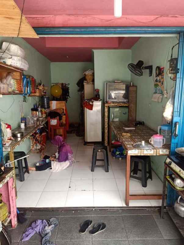 dijual rumah petukangan