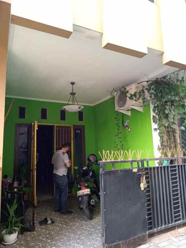 dijual rumah petukangan utara