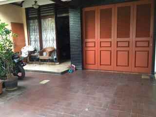 dijual rumah pinang kuningan