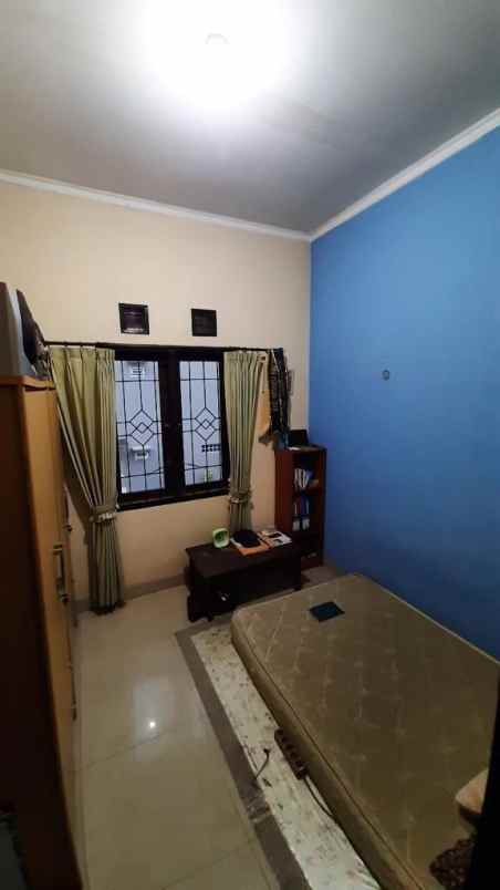 dijual rumah pinus regency