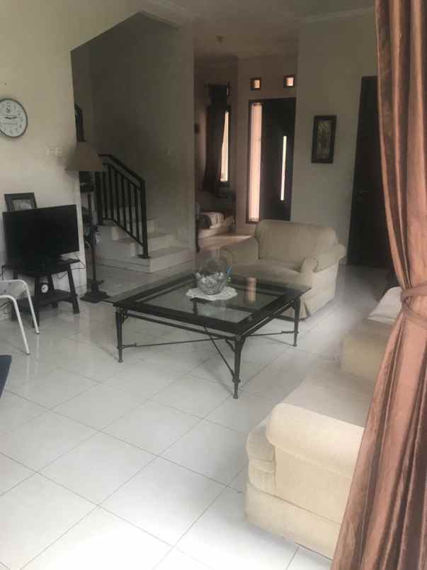 dijual rumah pisangan ciputat tangerang