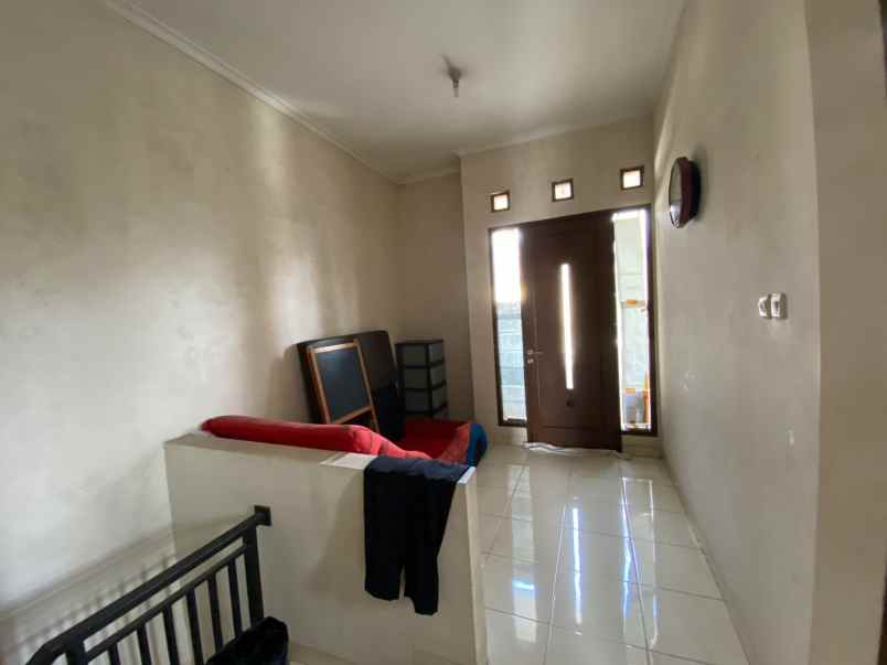 dijual rumah pisangan ciputat tangerang