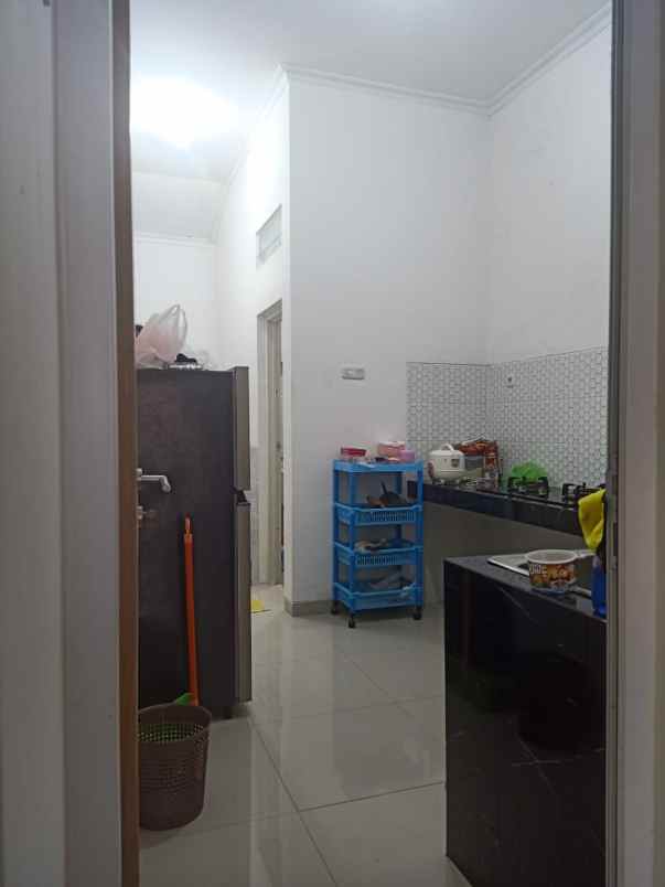 dijual rumah plamongan indah
