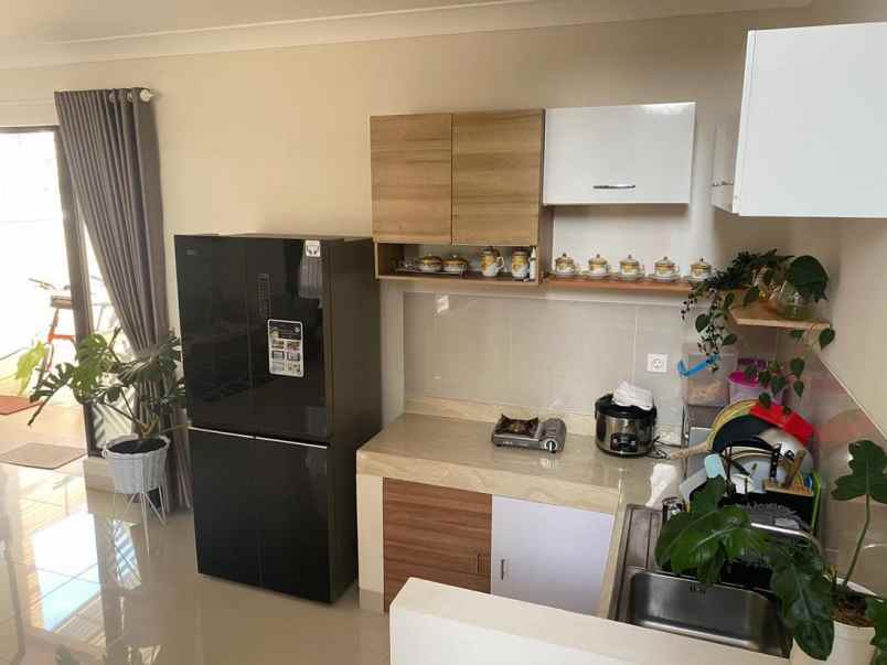 dijual rumah podomoro park