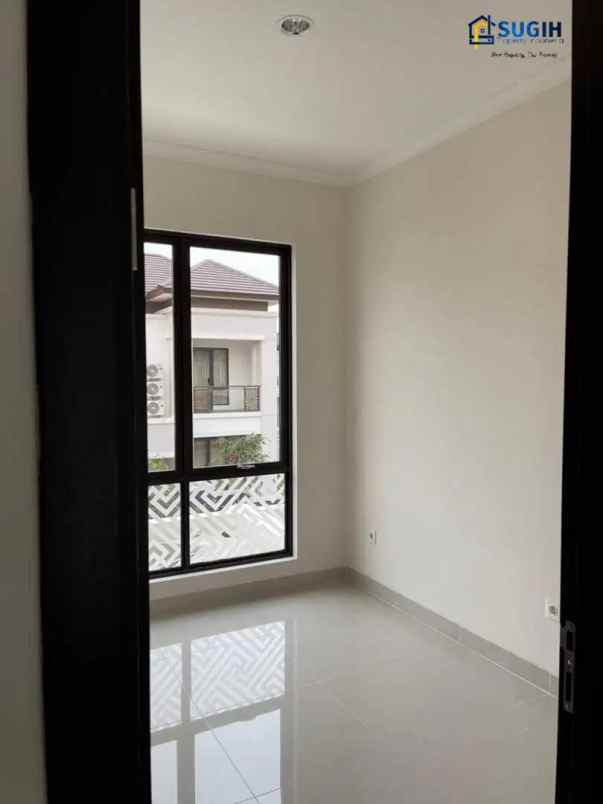 dijual rumah podomoro park cluster