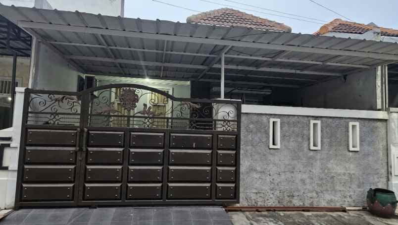 dijual rumah pogot palm regency