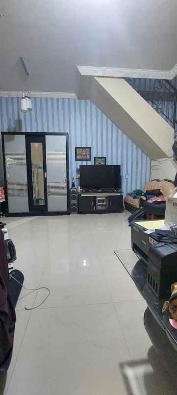 dijual rumah pondok bambu