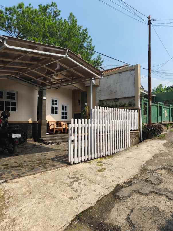 dijual rumah pondok bunga sariwangi