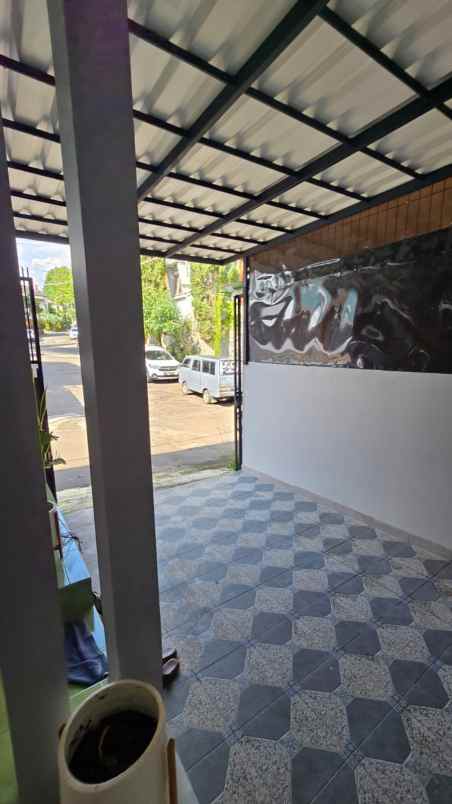 dijual rumah pondok hijau indah