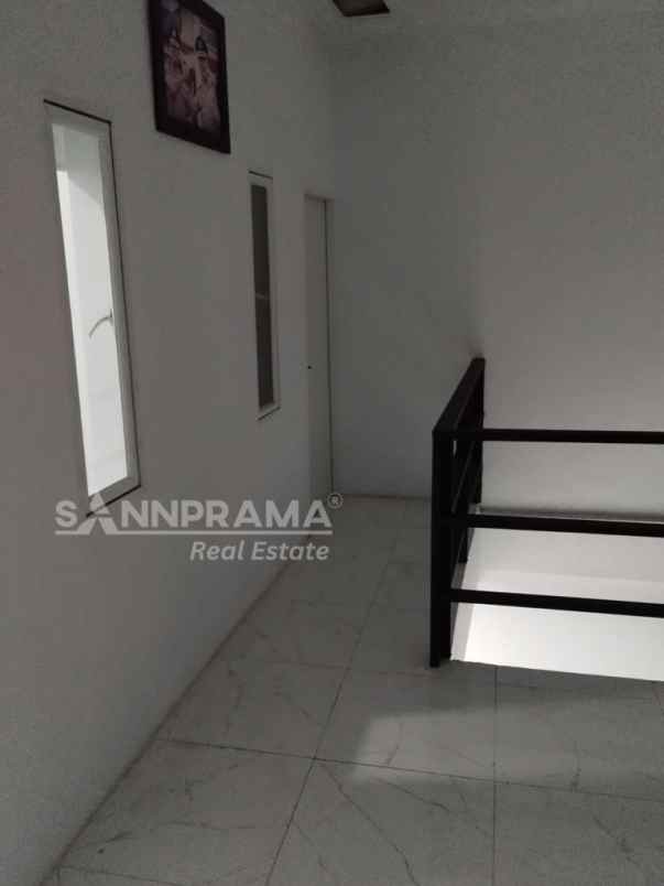 dijual rumah pondok pinang