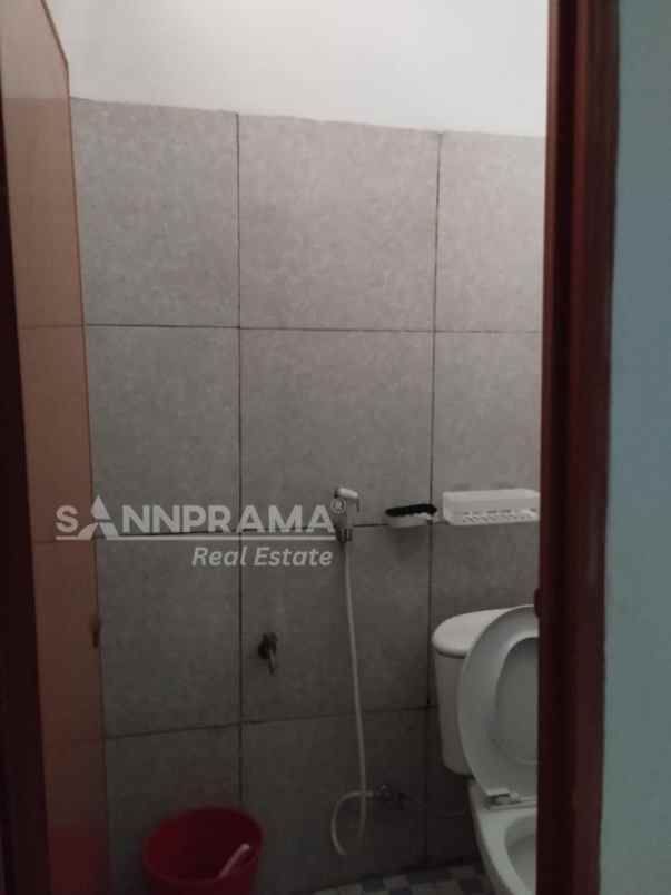 dijual rumah pondok pinang