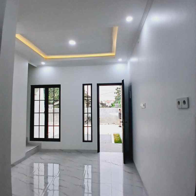 dijual rumah pondok terong