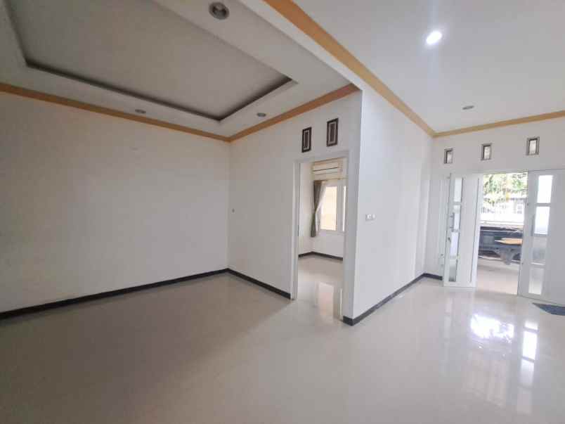 dijual rumah pondok tjandra indah