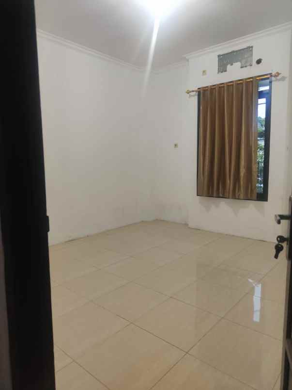 dijual rumah pondok tjandra indah palem