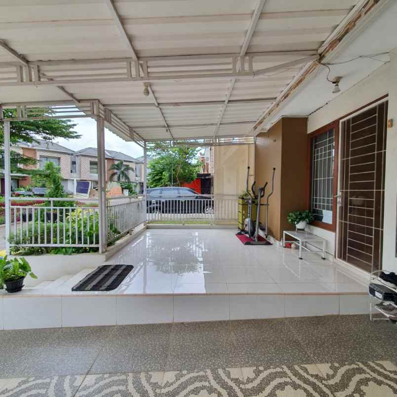 dijual rumah premier serenity