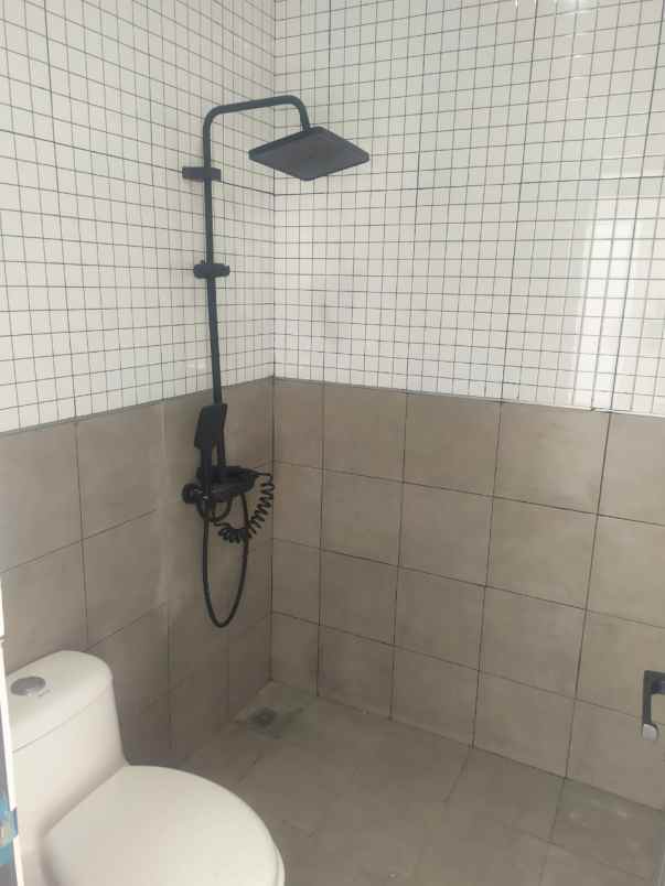 dijual rumah pucangan desa